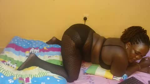 lina online show from February 5, 2026, 7:07 pm