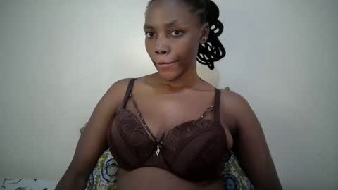 sexy_muna2 online show from May 3, 2026, 12:33 pm