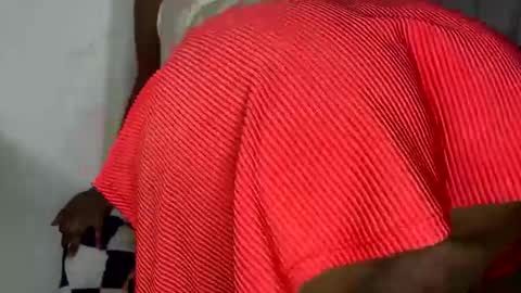 Snapshot of sexy_n_thick chatting on May 15, 2026, 7:10 pm Lyn online show from May 15, 2026, 7:10 pm