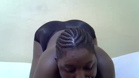 sexy_naila2 online show from May 8, 2026, 11:37 am