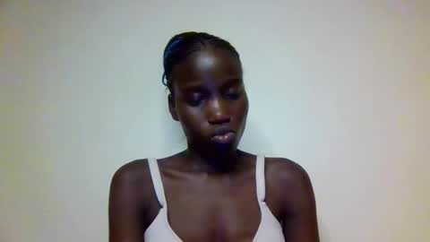 Snapshot of sexy_petittie chatting on October 14, 2025, 7:03 pm sexy_petittie online show from October 14, 2025, 7:03 pm
