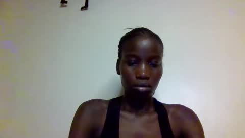 Snapshot of sexy_petittie chatting on October 16, 2025, 6:31 pm sexy_petittie online show from October 16, 2025, 6:31 pm