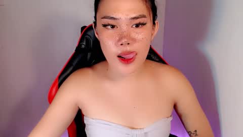 Snapshot of sexy_rc18 chatting on September 25, 2025, 8:18 am RC online show from September 25, 2025, 8:18 am