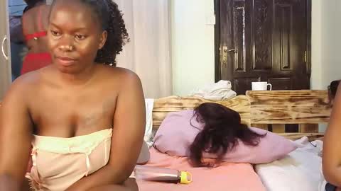 sexy_ros online show from September 18, 2025, 6:10 pm