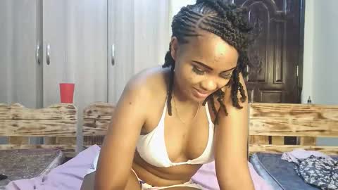 sexy_ros online show from October 3, 2025, 8:06 pm