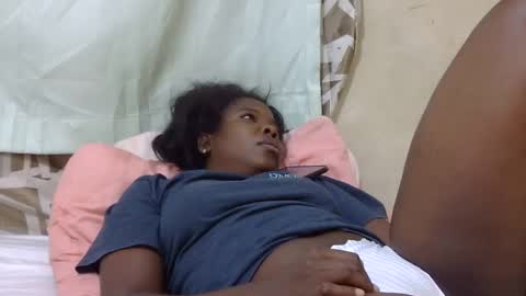 sexy_sandrah online show from February 1, 2025, 9:43 am