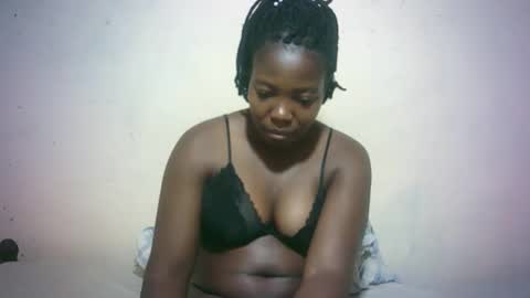 Snapshot of sexy_sandrah chatting on February 7, 2026, 6:33 pm sexy_sandrah online show from February 7, 2026, 6:33 pm