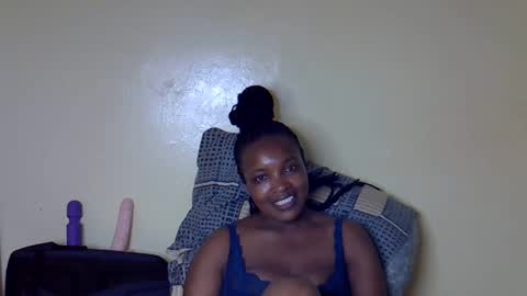 Snapshot of sexy_sazii chatting on October 21, 2025, 6:19 pm sexy_sazii online show from October 21, 2025, 6:19 pm