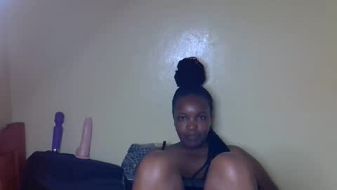 Snapshot of sexy_sazii chatting on October 24, 2025, 1:40 pm sexy_sazii online show from October 24, 2025, 1:40 pm