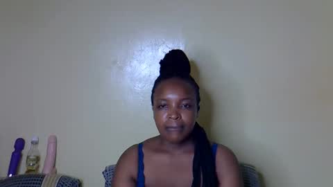 Snapshot of sexy_sazii chatting on October 28, 2025, 1:31 am sexy_sazii online show from October 28, 2025, 1:31 am