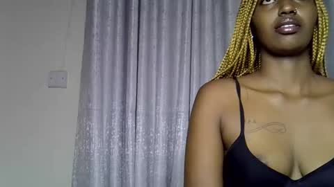 sexy_schatz online show from February 5, 2026, 3:11 am