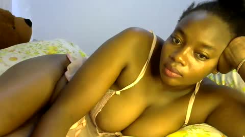 laura online show from February 5, 2025, 5:52 am