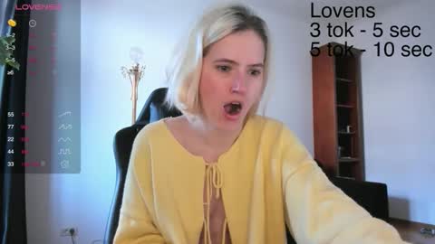 Sexy-Sweets online show from October 30, 2025, 11:11 am