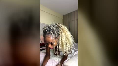 sexy_tasha19 online show from February 5, 2026, 4:44 pm