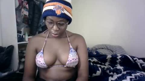 Snapshot of sexy_tatty2 chatting on October 7, 2025, 4:20 am sexy_tatty2 online show from October 7, 2025, 4:20 am