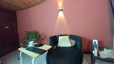 Snapshot of sexy_valeshca chatting on August 3, 2026, 5:39 am sexy_valeshca online show from August 3, 2026, 5:39 am