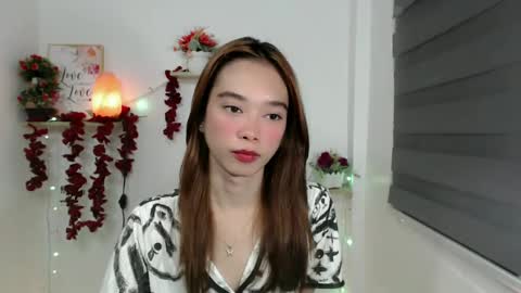 Snapshot of sexy_venicexx chatting on February 11, 2025, 10:48 am online show from February 11, 2025, 10:48 am