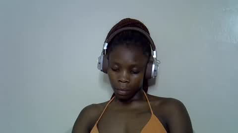 Snapshot of sexy_vennice chatting on August 1, 2026, 10:19 pm sexy_vennice online show from August 1, 2026, 10:19 pm