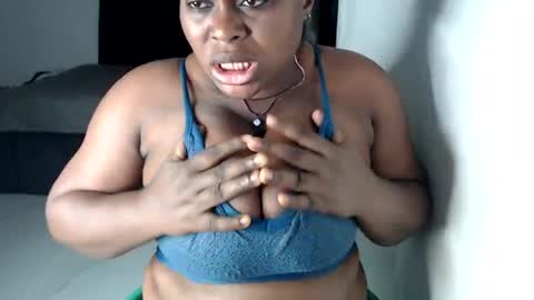 Snapshot of sexy_wet_ria chatting on July 25, 2026, 7:22 pm ria online show from July 25, 2026, 7:22 pm