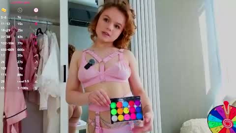 Snapshot of sexy_xs chatting on June 19, 2026, 12:42 pm Agatha online show from June 19, 2026, 12:42 pm