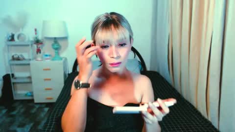 sexy_yllona online show from May 5, 2026, 7:22 pm