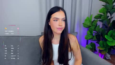 Snapshot of sexyangeloux chatting on October 11, 2025, 8:07 pm Lou online show from October 11, 2025, 8:07 pm