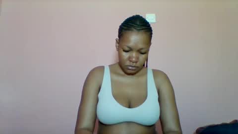 Snapshot of sexyapple2002 chatting on September 22, 2025, 6:04 am sexyapple2002 online show from September 22, 2025, 6:04 am