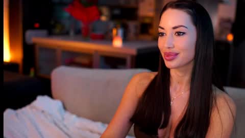 Sandra online show from February 15, 2025, 10:42 pm
