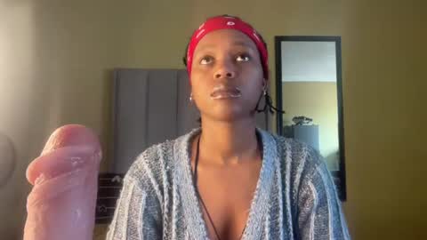 sexyasszeeee online show from June 12, 2026, 8:24 am