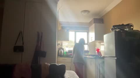 sexyasszeeee online show from June 17, 2026, 11:01 am