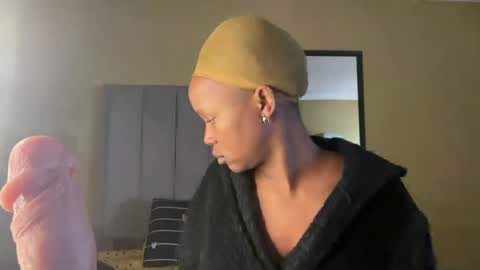 sexyasszeeee online show from June 24, 2026, 8:46 am