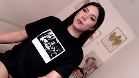 Lexie online show from December 17, 2024, 4:32 pm