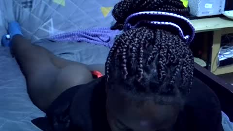 sexybeiby1 online show from July 18, 2026, 1:37 pm