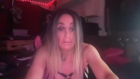 Snapshot of sexybitch_jaylents chatting on October 15, 2025, 8:14 am Jaylen Starr online show from October 15, 2025, 8:14 am