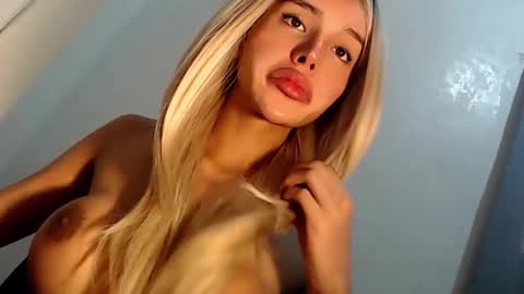 Snapshot of sexybite1 chatting on February 12, 2025, 9:10 am Seraphina Blaze online show from February 12, 2025, 9:10 am