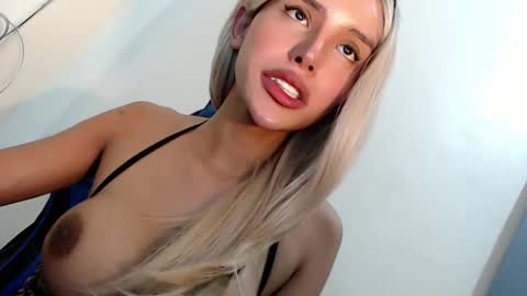 Snapshot of sexybite1 chatting on February 15, 2025, 8:44 am Seraphina Blaze online show from February 15, 2025, 8:44 am