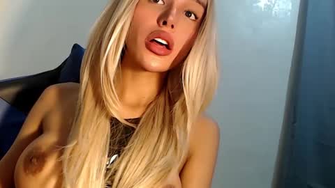 Snapshot of sexybite1 chatting on March 5, 2025, 10:22 am Seraphina Blaze online show from March 5, 2025, 10:22 am