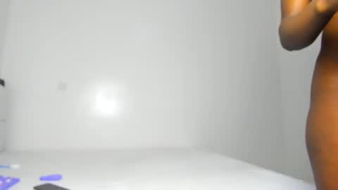sexybootydoll online show from May 10, 2026, 8:58 pm