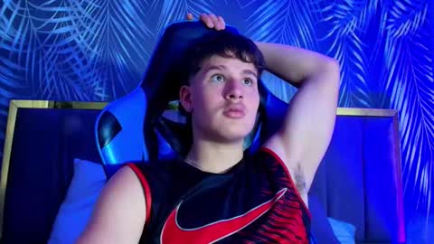 owen sky online show from September 12, 2025, 12:49 pm