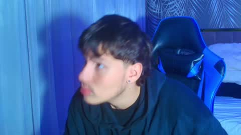 Snapshot of sexyboy_vc chatting on September 30, 2025, 12:10 pm owen sky online show from September 30, 2025, 12:10 pm