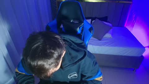 Snapshot of sexyboy_vc chatting on October 8, 2025, 12:14 pm owen sky online show from October 8, 2025, 12:14 pm