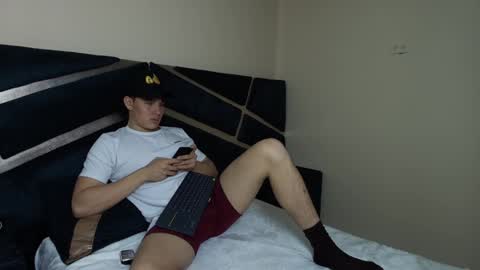 Snapshot of sexyboy_vc chatting on October 9, 2025, 2:04 pm owen sky online show from October 9, 2025, 2:04 pm
