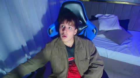 Snapshot of sexyboy_vc chatting on October 14, 2025, 12:06 pm owen sky online show from October 14, 2025, 12:06 pm