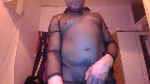 sexyboyhot_123 online show from February 7, 2026, 3:21 am