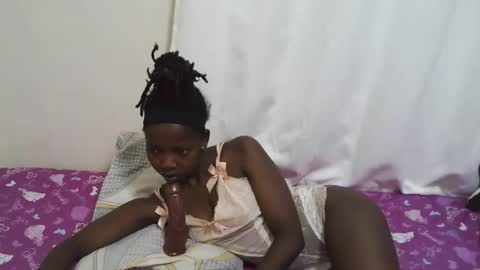 Candy online show from March 22, 2026, 10:35 pm