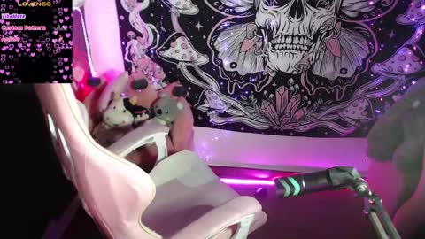 Snapshot of sexycarriie chatting on January 20, 2025, 4:54 am Carrie online show from January 20, 2025, 4:54 am