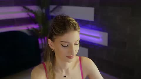 Snapshot of sexycelline chatting on July 22, 2026, 4:15 am Celline online show from July 22, 2026, 4:15 am