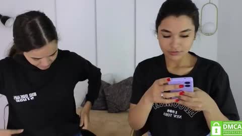 chanell and yina online show from November 3, 2025, 1:12 pm