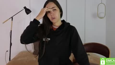 chanell and yina online show from November 8, 2025, 1:11 pm