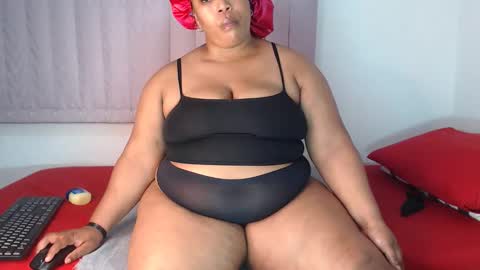 Snapshot of sexychill2000 chatting on October 12, 2025, 10:20 pm SEXYCHILL online show from October 12, 2025, 10:20 pm